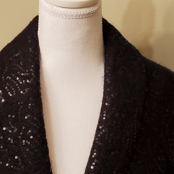 Banana Republic sequence festive blazer - Picture 2 of 6